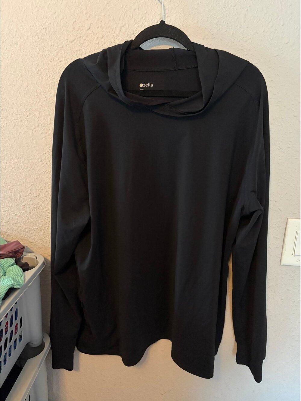 Zella hooded long sleeve/hoodie size 2XL women's
